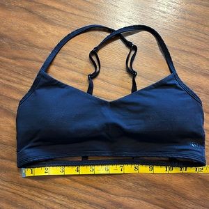 Lululemon cable back bra - est size 4